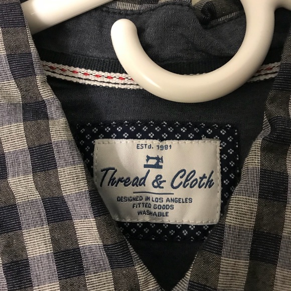 Mens checkered button down shirt - Picture 2 of 3